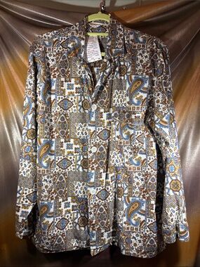 Vintage 50’s Men's Paisley Patchwork Button-Up pajama cotton top. Y